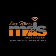 Radio MADU Trenggalek Logo